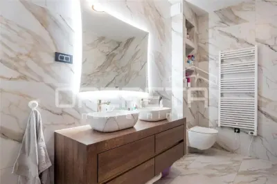 Villa Excepcional de Madera de Alerce en Venta en Gornji Kneginec, Croacia - foto 18