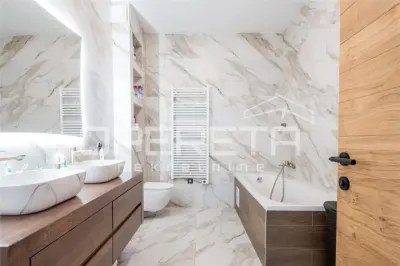 Villa Excepcional de Madera de Alerce en Venta en Gornji Kneginec, Croacia - foto 19