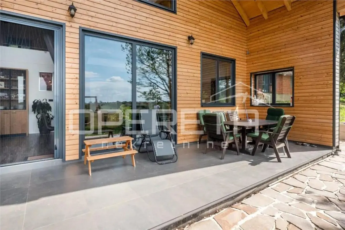 Villa Excepcional de Madera de Alerce en Venta en Gornji Kneginec, Croacia - foto 24