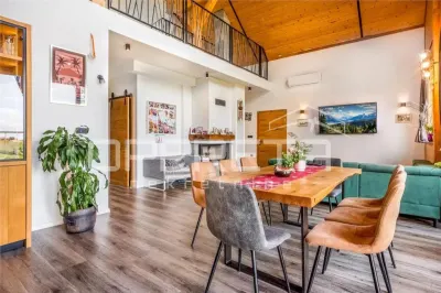 Villa Excepcional de Madera de Alerce en Venta en Gornji Kneginec, Croacia - foto 6