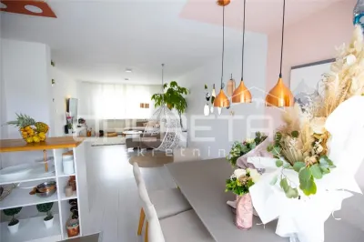 Maison Mitoyenne à Vendre à Velika Gorica, Croatie - foto 8
