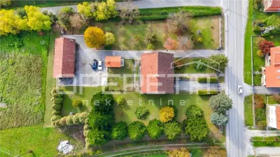 Villa Espaciosa con Gran Parcela y Construcciones Anexas en Venta, Stubicka Slatina, Croacia - foto 4