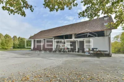 Villa Espaciosa con Gran Parcela y Construcciones Anexas en Venta, Stubicka Slatina, Croacia - foto 7