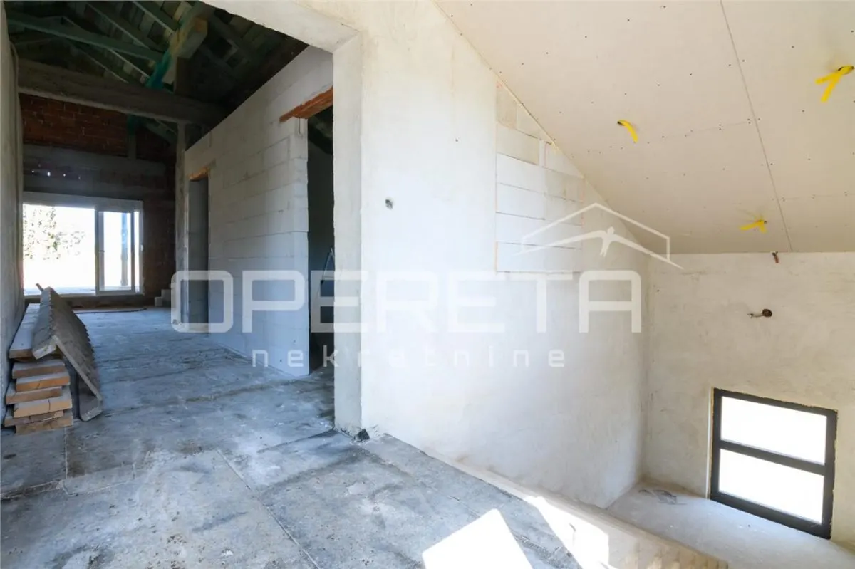 克罗地亚奥罗斯拉夫耶市带商业空间别墅出售 - foto 19