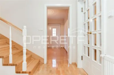 Villa de Lujo en Venta en Oroslavje, Croacia - foto 12