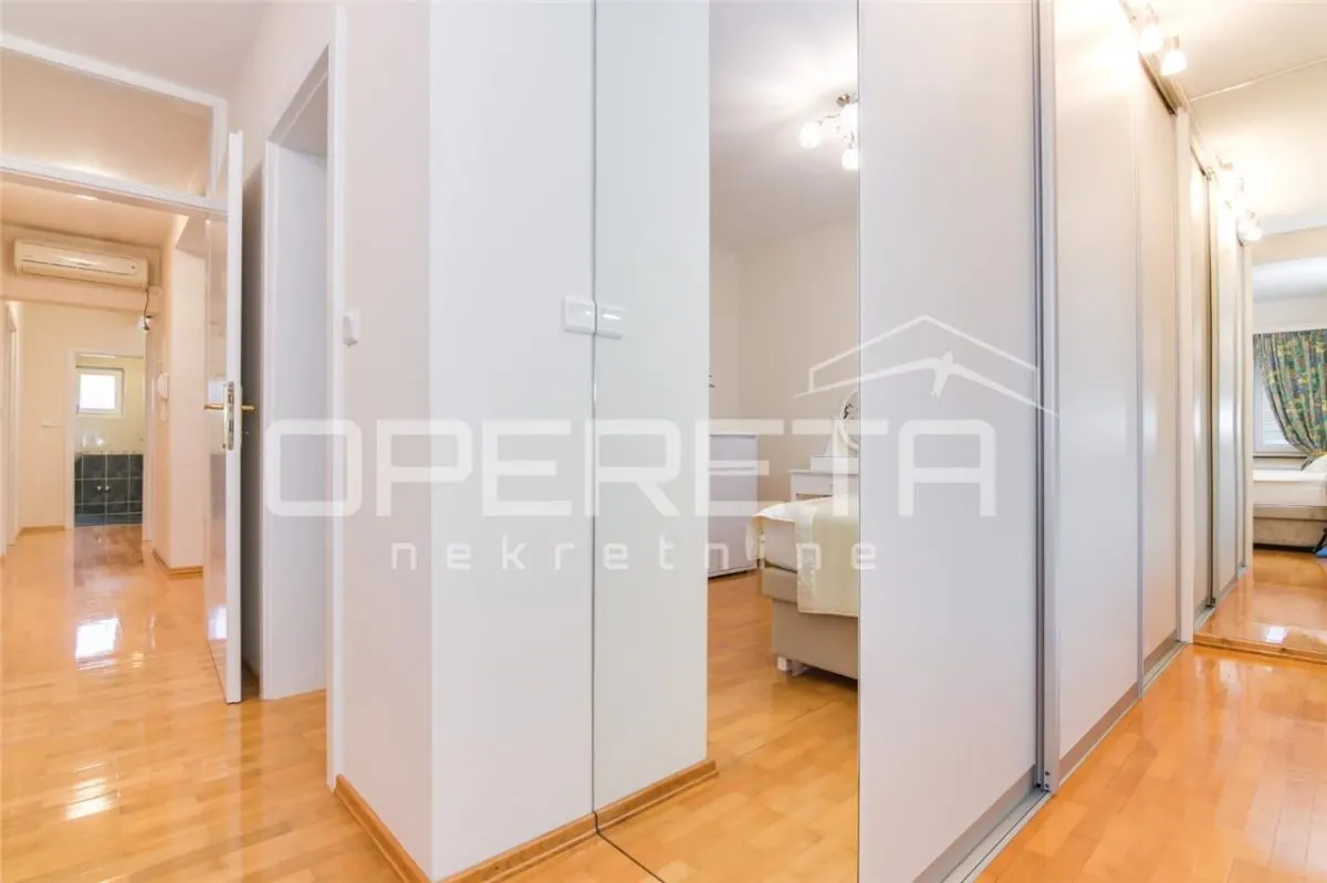 Villa de Lujo en Venta en Oroslavje, Croacia - foto 17