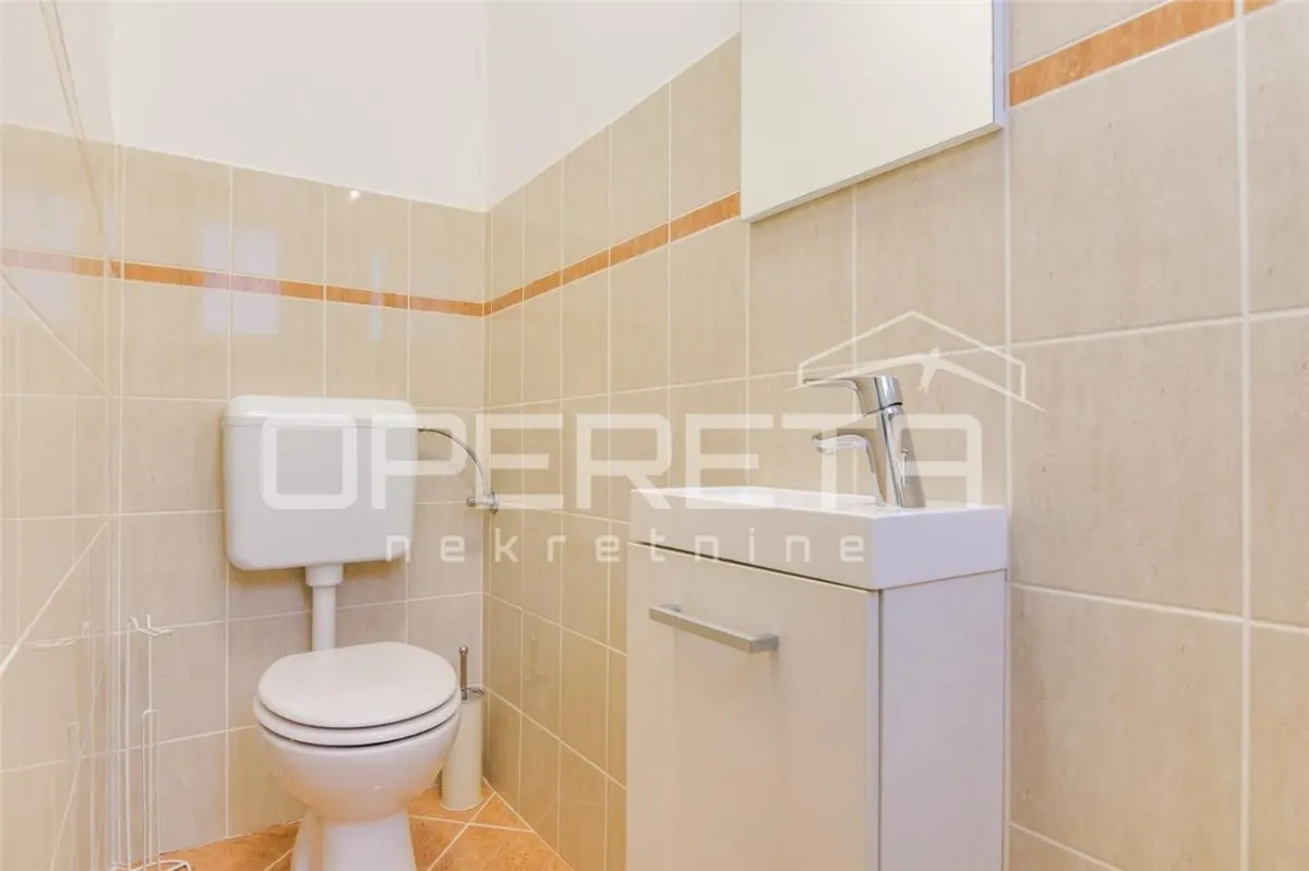 Villa de Lujo en Venta en Oroslavje, Croacia - foto 23