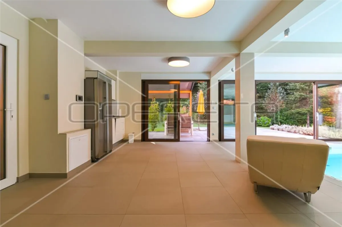 Villa de Lujo en Venta en Oroslavje, Croacia - foto 15