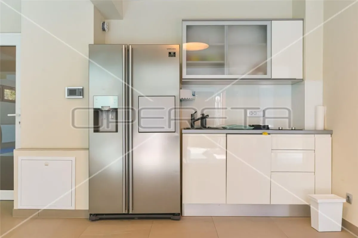 Villa de Lujo en Venta en Oroslavje, Croacia - foto 17