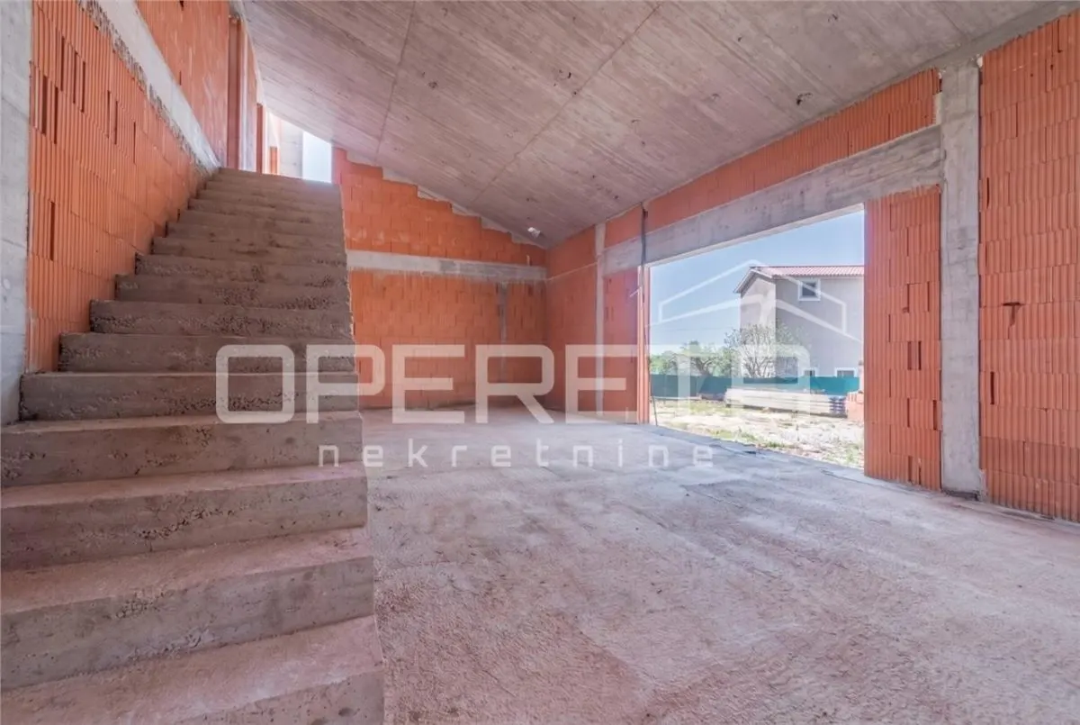 Villa Independiente en Venta en Kanfanar, Croacia - foto 9