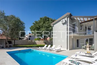 Villa Elegante en Venta en Brtonigla, Istria, Croacia - foto 6