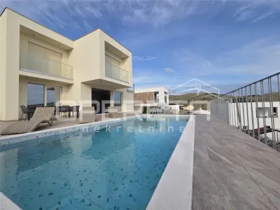Casa vila de vanzare in Croatia, Šibenik - Šibenik