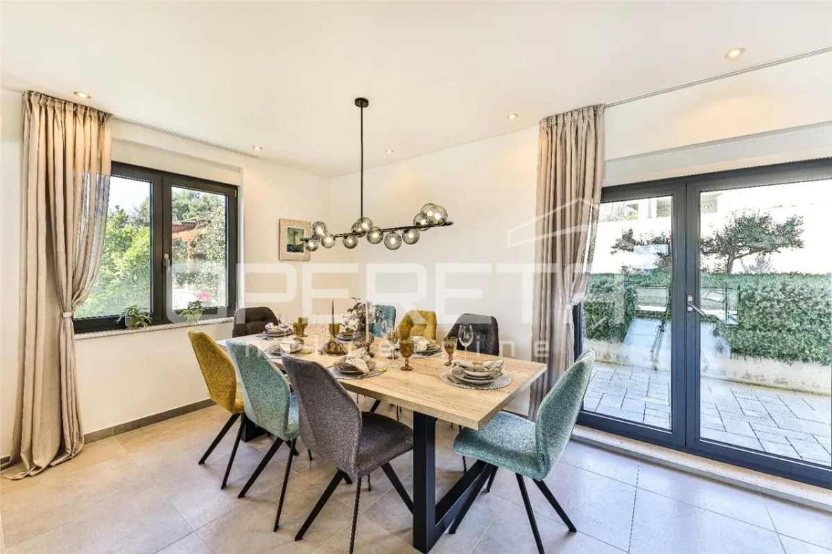 Villa Contemporaine avec Vue Mer, Jardin et Piscine – Kaštel Kambelovac, Croatie - foto 13