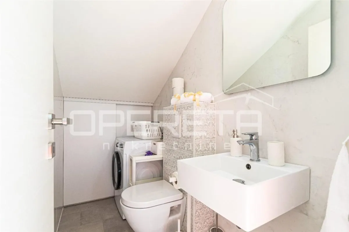 Villa Contemporaine avec Vue Mer, Jardin et Piscine – Kaštel Kambelovac, Croatie - foto 15