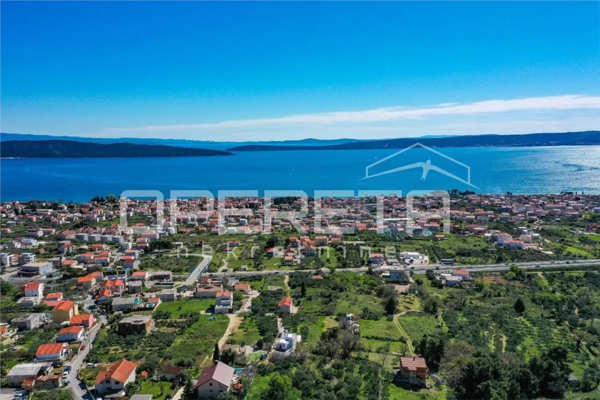 Villa Contemporaine avec Vue Mer, Jardin et Piscine – Kaštel Kambelovac, Croatie - foto 24
