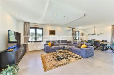Villa Contemporaine avec Vue Mer, Jardin et Piscine – Kaštel Kambelovac, Croatie - foto 7
