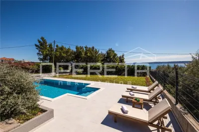Villa Contemporaine avec Vue Mer, Jardin et Piscine – Kaštel Kambelovac, Croatie - foto 10