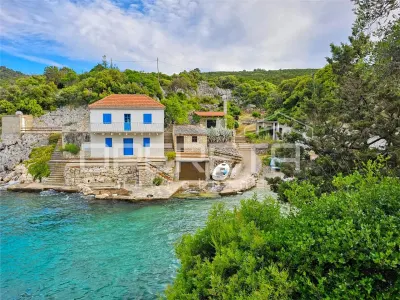 Villa Frente al Mar con Solar, Primera Línea – Zastrašiće, Hvar, Croacia - foto 20
