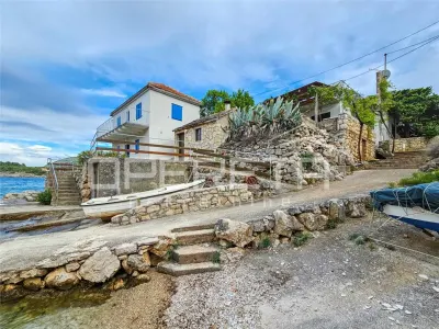 Villa Frente al Mar con Solar, Primera Línea – Zastrašiće, Hvar, Croacia - foto 3