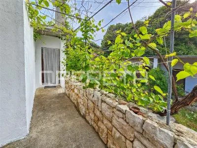 Villa Frente al Mar con Solar, Primera Línea – Zastrašiće, Hvar, Croacia - foto 22
