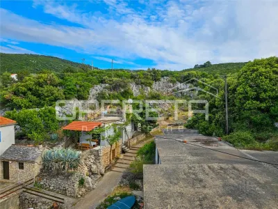 Villa Frente al Mar con Solar, Primera Línea – Zastrašiće, Hvar, Croacia - foto 7