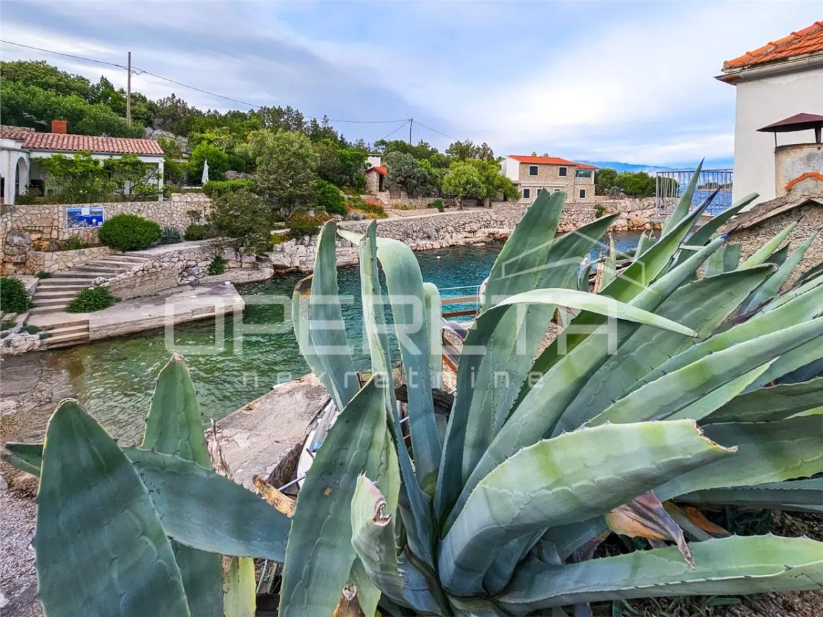 Villa Frente al Mar con Solar, Primera Línea – Zastrašiće, Hvar, Croacia - foto 9