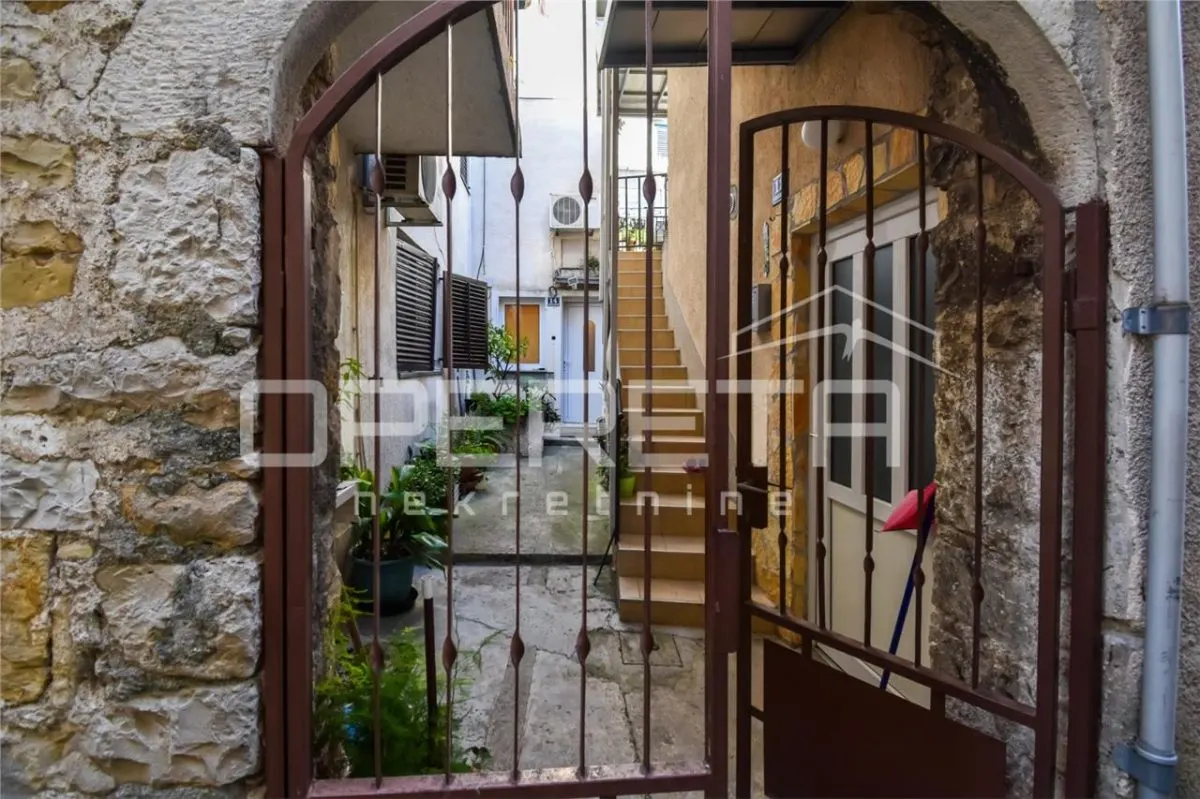Terraced House for Sale in Kaštel Lukšić, Croatia - foto 21