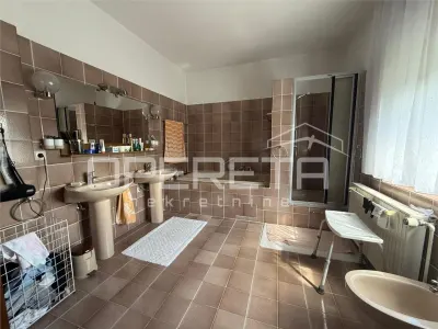 Villa en Venta en Novi Marof, Croacia - foto 17
