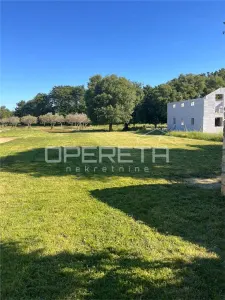 Villa en Venta en Brtonigla, Croacia - foto 19