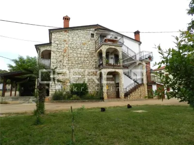 Villa en Venta en Brtonigla, Croacia - foto 3
