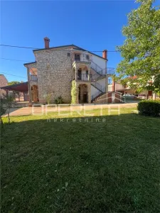 Villa en Venta en Brtonigla, Croacia - foto 24