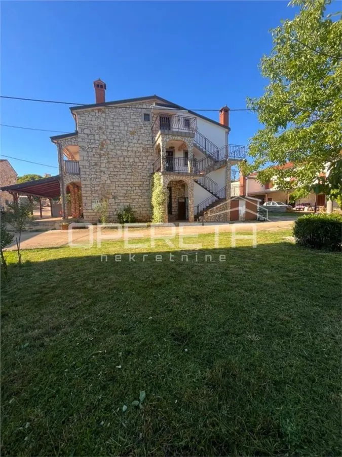 Villa en Venta en Brtonigla, Croacia - foto 24