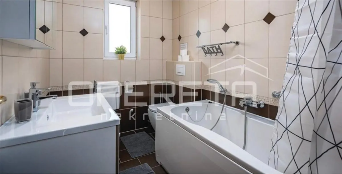 Casa Adosada en Venta en Umag, Croacia – 300m del Mar - foto 14