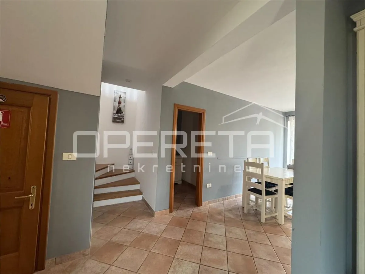 Casa Adosada en Venta en Umag, Croacia – 300m del Mar - foto 17