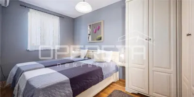 Casa Adosada en Venta en Umag, Croacia – 300m del Mar - foto 10