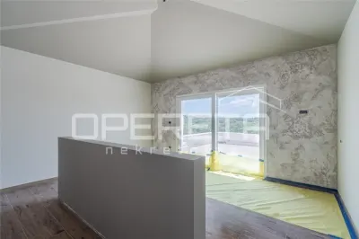 Villa Independiente en Venta en Buje, Croacia - foto 12