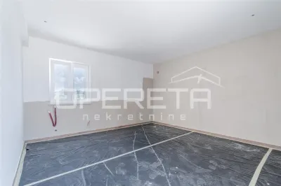 Villa Independiente en Venta en Buje, Croacia - foto 10