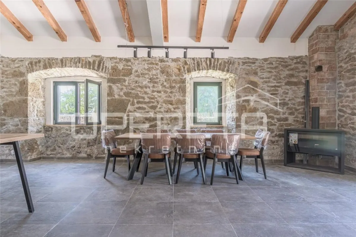 Villa de piedra en venta en Buzet, Croacia - foto 9