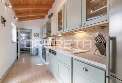 Villa en Pierre avec Cour à Vendre à Porec, Croatie - foto 7