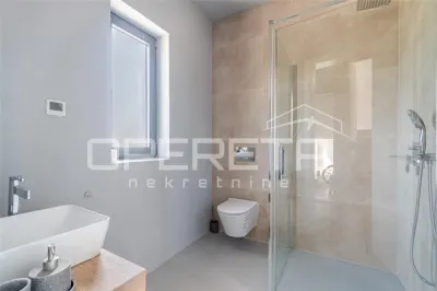 Villa en Venta en Porec, Croacia - foto 11