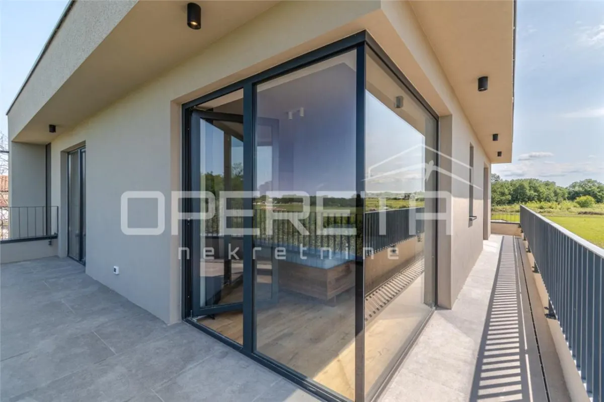 Villa en Venta en Porec, Croacia - foto 14