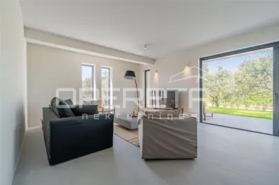 Villa en Venta en Porec, Croacia - foto 3