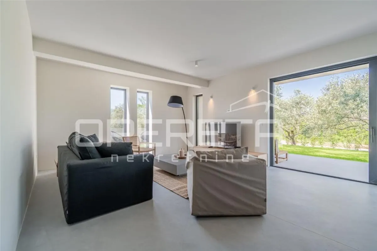 Villa en Venta en Porec, Croacia - foto 3
