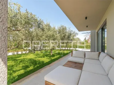 Villa en Venta en Porec, Croacia - foto 22