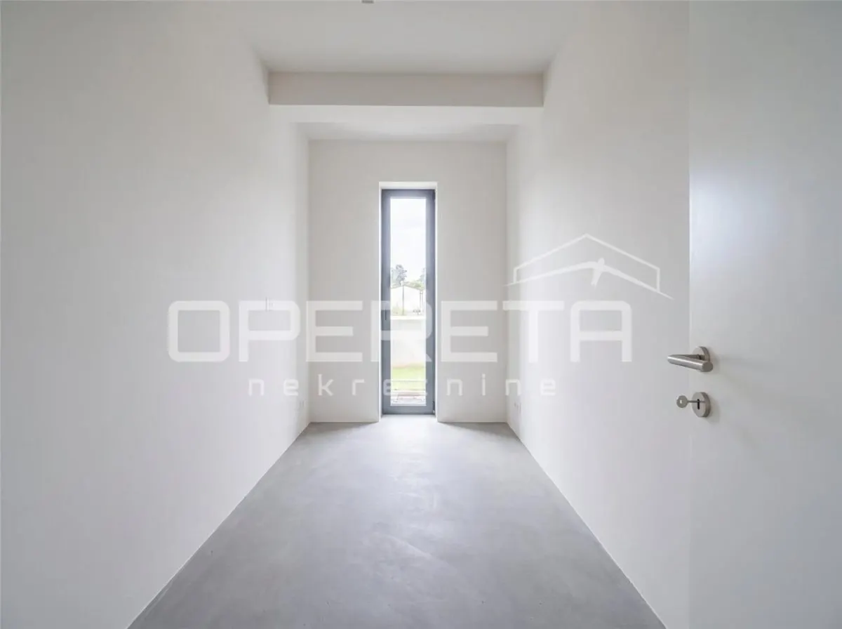 Villa en Venta en Porec, Croacia - foto 8
