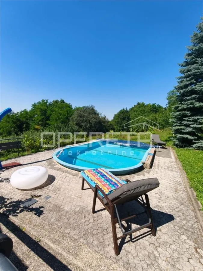 Excepcional Villa Independiente en Venta en Gornji Kneginec, Croacia - foto 12