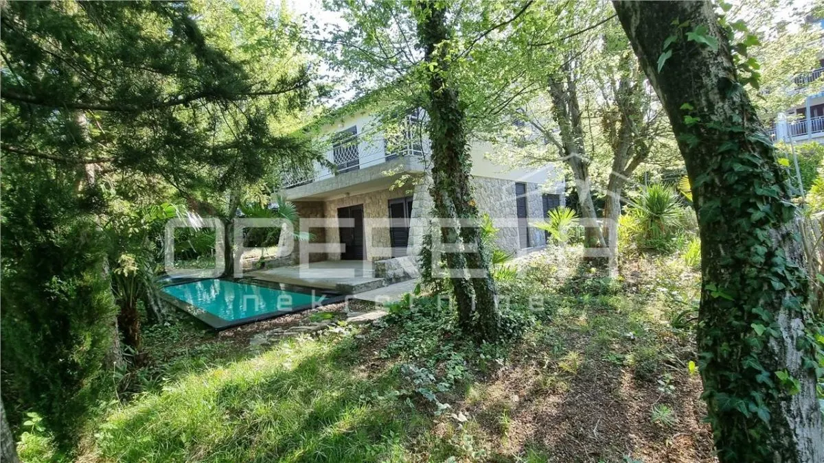Charmante Villa à Vendre à Njivice, Île de Krk, Croatie - foto 7