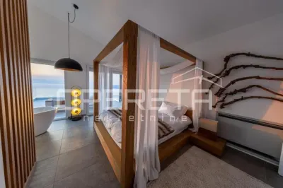 Villa de Lujo en Venta en Brsec, Croacia - foto 12