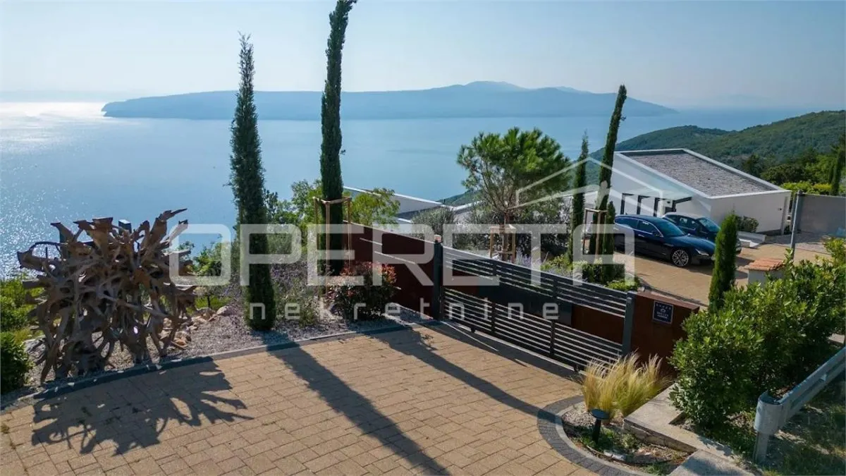 Villa de Lujo en Venta en Brsec, Croacia - foto 4