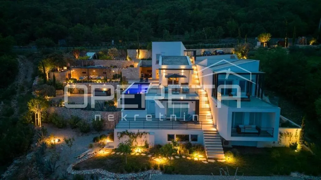 Villa de Lujo en Venta en Brsec, Croacia - foto 8